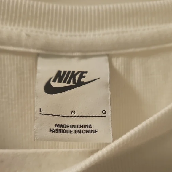 Nike Women's White Long Sleeve Top - Picture 6 of 6